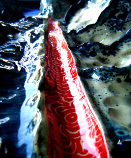 ‘ONDA IN ROSSO E BLU’ detail