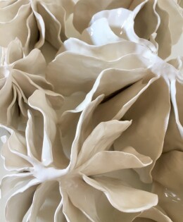 Fragments of a choppy sea detail